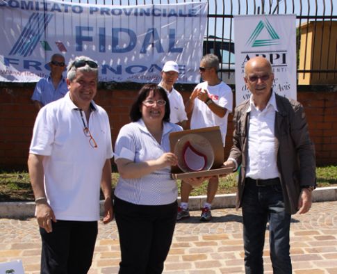 presidente-avis-premia-sindaco.jpg